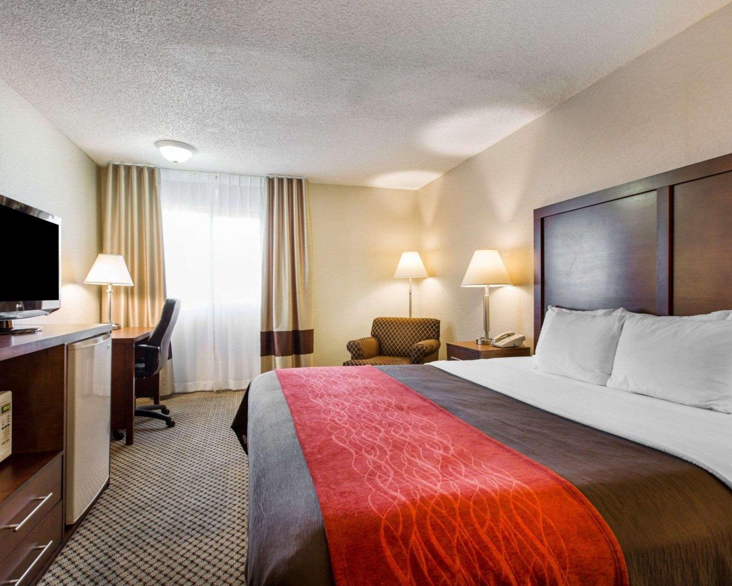 Comfort Inn & Suites Moreno Valley Near March Air Reserve Base Kültér fotó