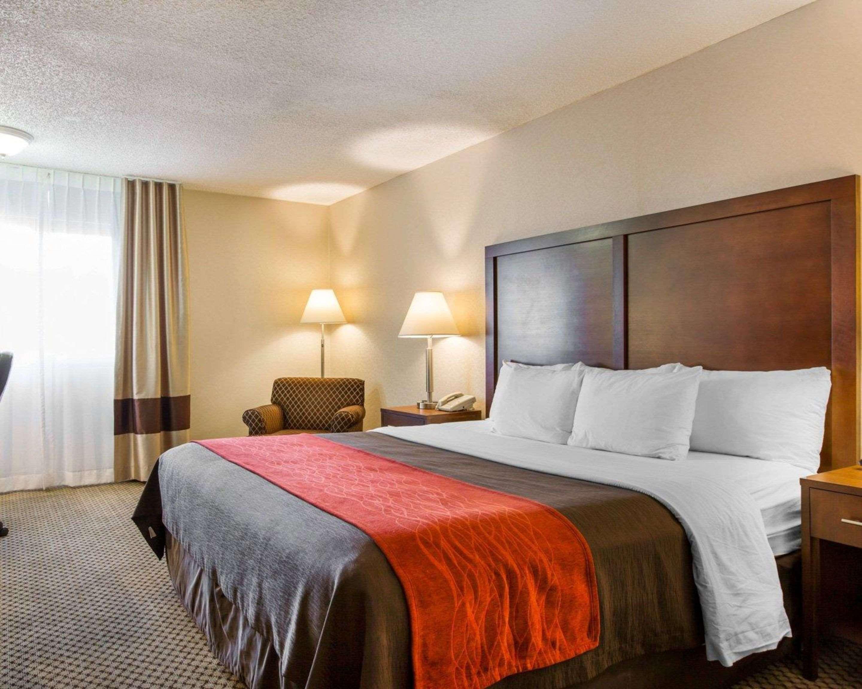 Comfort Inn & Suites Moreno Valley Near March Air Reserve Base Kültér fotó
