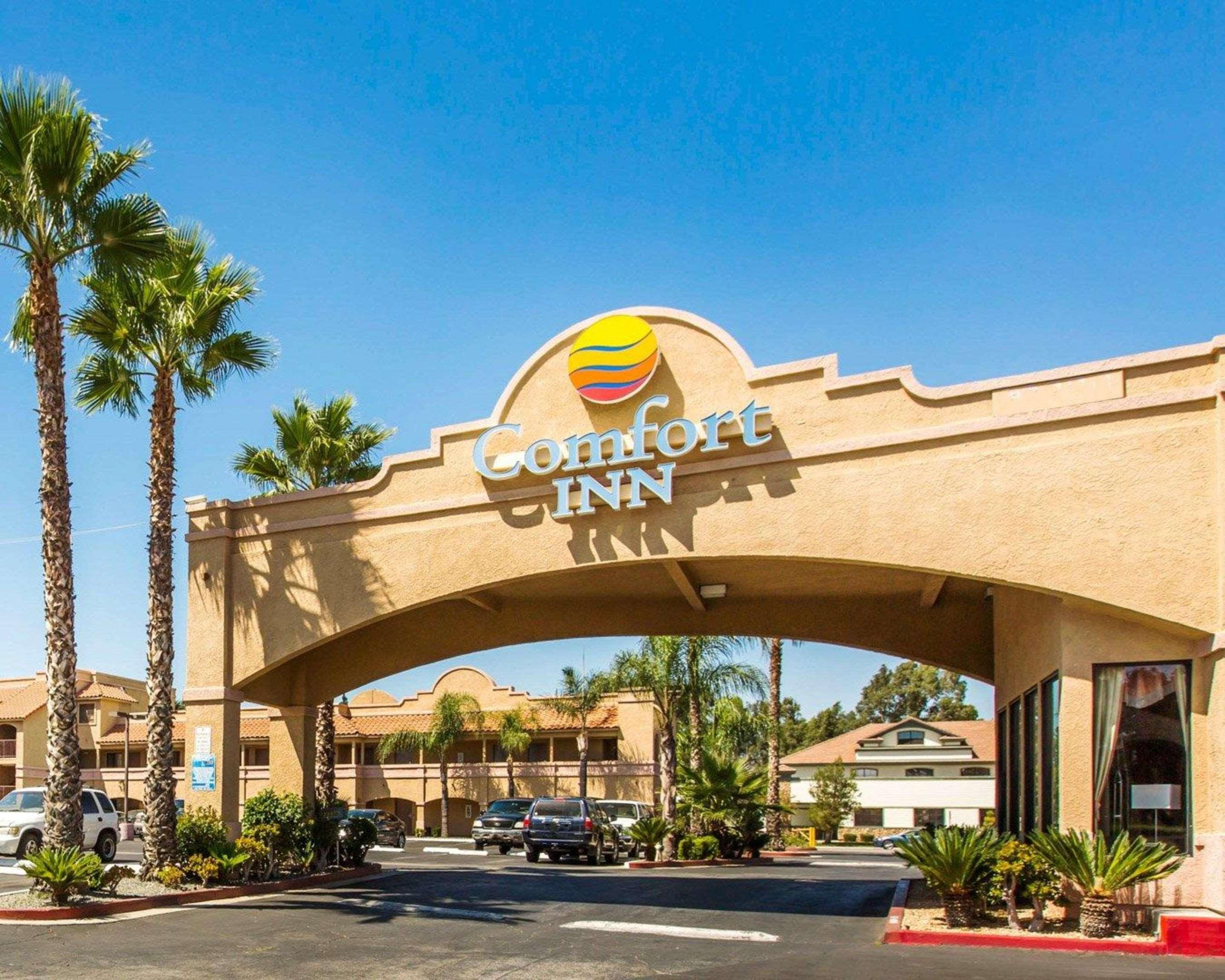 Comfort Inn & Suites Moreno Valley Near March Air Reserve Base Kültér fotó