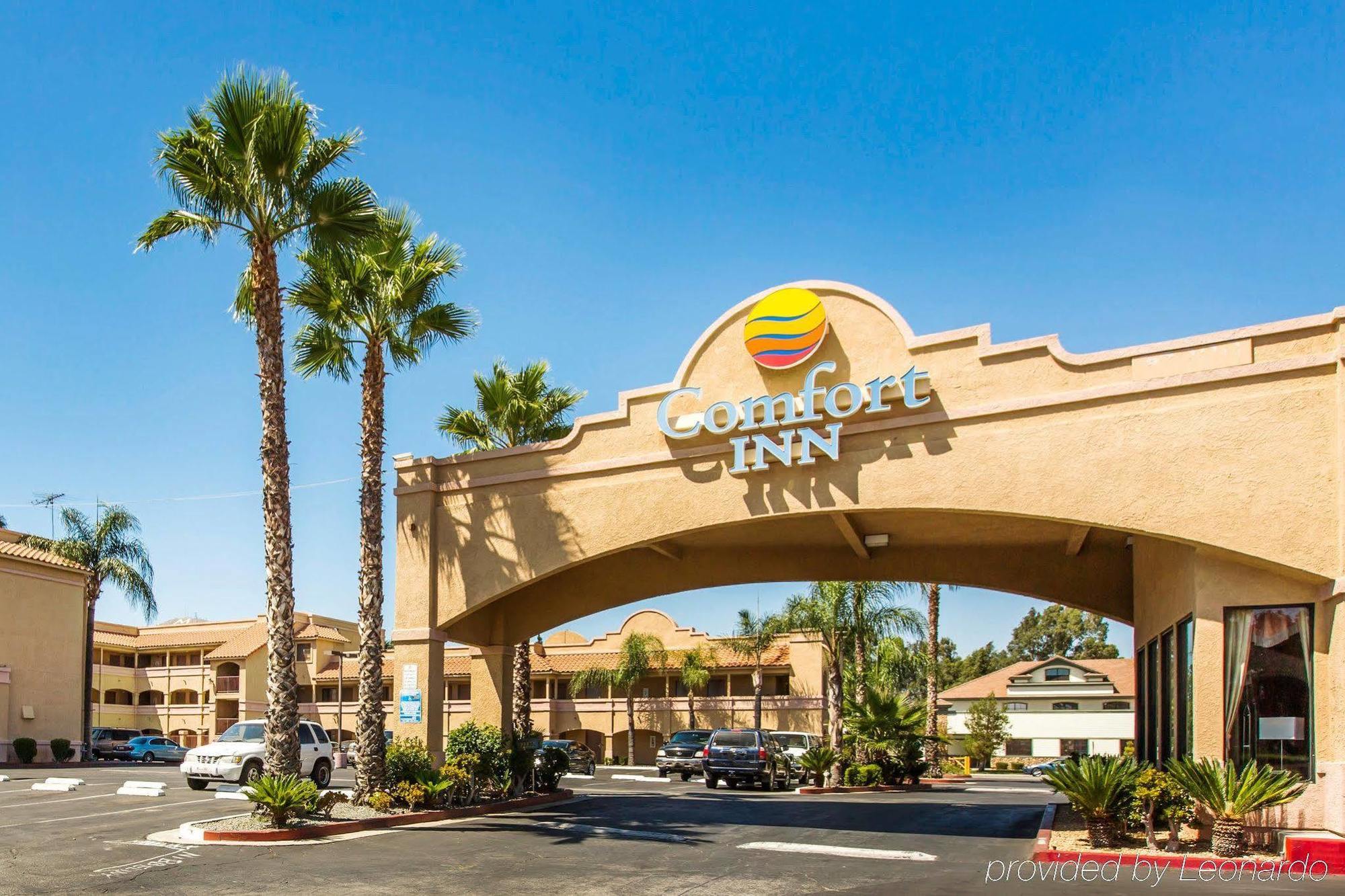 Comfort Inn & Suites Moreno Valley Near March Air Reserve Base Kültér fotó